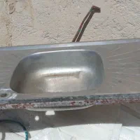 وسایل موجود در عکس بفروش میرسد