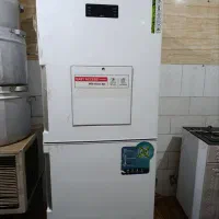 یخچال فریزر در حد نو