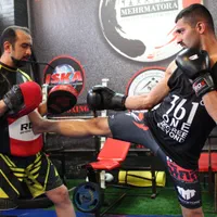 آموزش کیک بوکسینگ و دفاع شخصی حرفه ای|خدمات آموزشی|کرمان, |دیوار