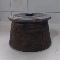 قابلمه قدیمی سنگی