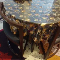 میز ناهارخوری کاملا سالم