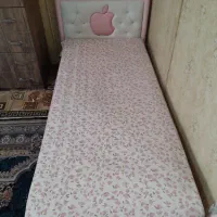 تخت خواب یک نفره