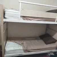 تخت دونفره درحد نو|تخت و سرویس خواب|کرج, ساسانی (قلمستان)|دیوار