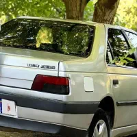 پژو 405