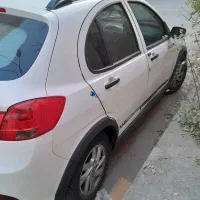 کوییک  ۹۸ بی رنگ