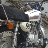 موتور ۱۲۵ تکناب|موتورسیکلت|گچی, |دیوار