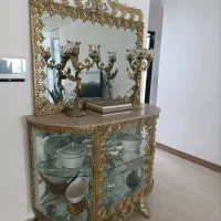 آینه ویترین برنز و دو عدد شمعدان سه شعله
