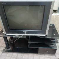 ۲عدد تلویزیون و میز تلویزیون|تلویزیون و پروژکتور|سنندج, |دیوار