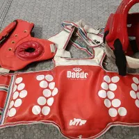 هوگو و کلاه تکواندو|تجهیزات ورزشی|مهدی شهر, |دیوار