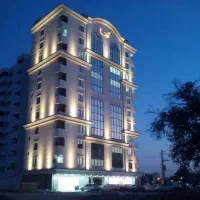 نگهبان و سرایدار شیف شب