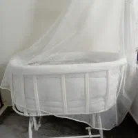 تخت و گهواره کودک