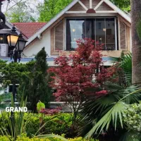 کار در رستوران سالندار  باریستا  خدماتی  سرخ کن