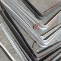 پایه Lمانند برای قفسه