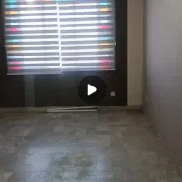 واحد اداری بر خیابان نزدیک میدان آزادی