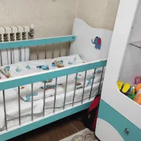 تخت خواب|تخت و سرویس خواب|شاهین‌شهر, خانه کارگر|دیوار
