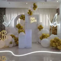 اجرای بادکنک آرایی  و گل ارایی اقتصادی ۵۵۰