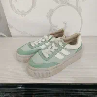 کتونی دخترانه بچگانه سایز ۳۷|کفش و لباس بچه|تهران, امام زاده حسن|دیوار