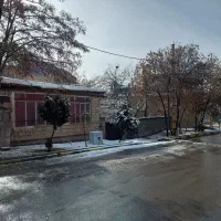400متر/خانه باغ کلنگی پایینتر از هتل آبعلی/سه بر