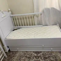 تخت خواب کودک تا ۶ سال