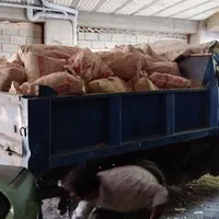 حمل نخاله و خاک باغچه و ماسه با نیسان|خدمات حمل و نقل|تبریز, |دیوار