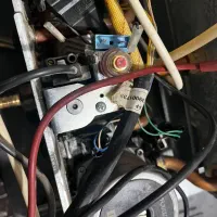 نصب و تعمیرات کولر گازی و پکیج یخچال تصفیه اب