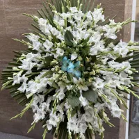 تاج گل درباری تاج گل یک طبقه و دو طبقه ترحیمی|گل و گیاه طبیعی|تهران, پونک|دیوار