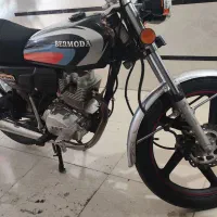 موتور 200 برمودا|موتورسیکلت|شیراز, کوشک میدان|دیوار