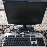 کیبورد و مانیتور