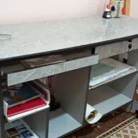 میز کامپیوتر بندر کنگ