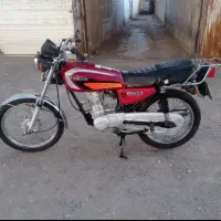 موتور۱۲۵