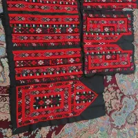 زیه استین|لباس|بزمان, |دیوار