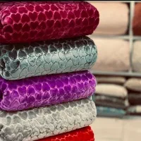 فروشگاه پتو گلبافت برجسته و شادیلون|رختخواب، بالش، پتو|قزوین, |دیوار