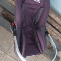 کالسکه و کریر نوزاد