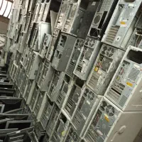 خرید و فروش کیس و مانیتور های قدیمی|رایانه رومیزی|شیراز, کوزه گری|دیوار