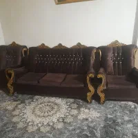 مبل هفت نفره فقط مبل سه نفره یکم خرابی داره