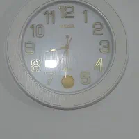 ساعت دیواری