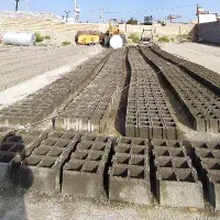 به دو نیرو کار در بلوکه زنی نیازمندیم