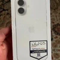 آیفون 16 سفید