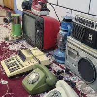 مقداری وسایل آنتیک بدون شکستی|کلکسیون اشیاء عتیقه|اندیمشک, |دیوار