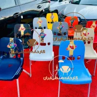میز و صندلی پلاستیکی مدل ۸۸۰ناصرپایه فلزی نهارخوری