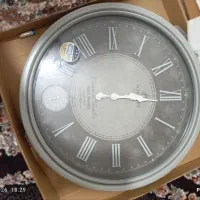 ساعت دیواری