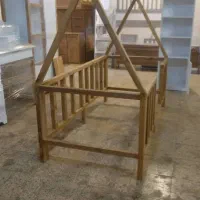 کارگر نیمه وارد مونتاژ کابینت و کارگر ساده