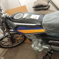 موتور سیکلت 200