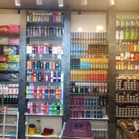 فروش فوری ویترین ام دی اف مغازه