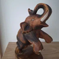 فیل چوبی