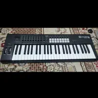 میدی کنترلر novation lunchkey49