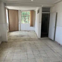 ملک-تجاری-واقع-در-خیابان-نمکی-برای-اجاره