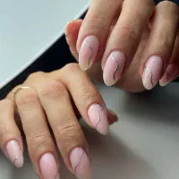 خدمات ویژه کاشت ناخن