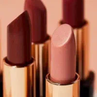 استخدام نیروی آقا در فروشگاه لوازم آرایشی