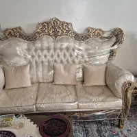 فروش مبل ۷نفره سلطنتی|مبلمان خانگی و میز عسلی|باقرشهر, |دیوار